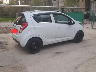 Белый Chevrolet Spark, 3 позиция 2014 года, КПП Механика, в Ташкент за 5 900 y.e. id5091590