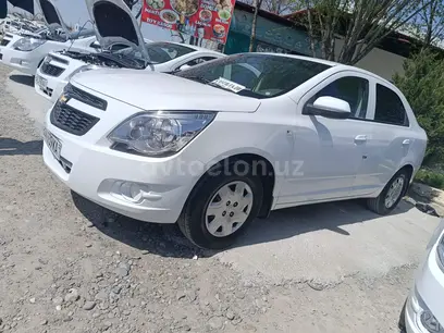Белый Chevrolet Cobalt, 1 позиция 2014 года, КПП Механика, в Самарканд за 8 500 y.e. id4930358