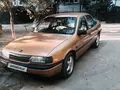 Золотистый Opel Vectra 1994 года, КПП Механика, в Ташкент за 2 600 y.e. id6490189