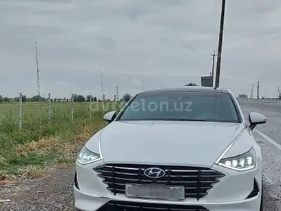 Белый Hyundai Sonata 2021 года, КПП Автомат, в Самарканд за 28 000 y.e. id4972487