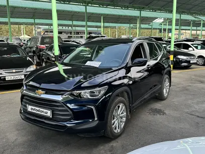Chevrolet Tracker, 2 позиция 2023 года, в Ташкент за 18 000 y.e. id4993126