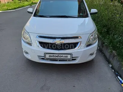 Белый Chevrolet Cobalt, 4 позиция 2022 года, КПП Автомат, в Ташкент за 11 500 y.e. id5188316