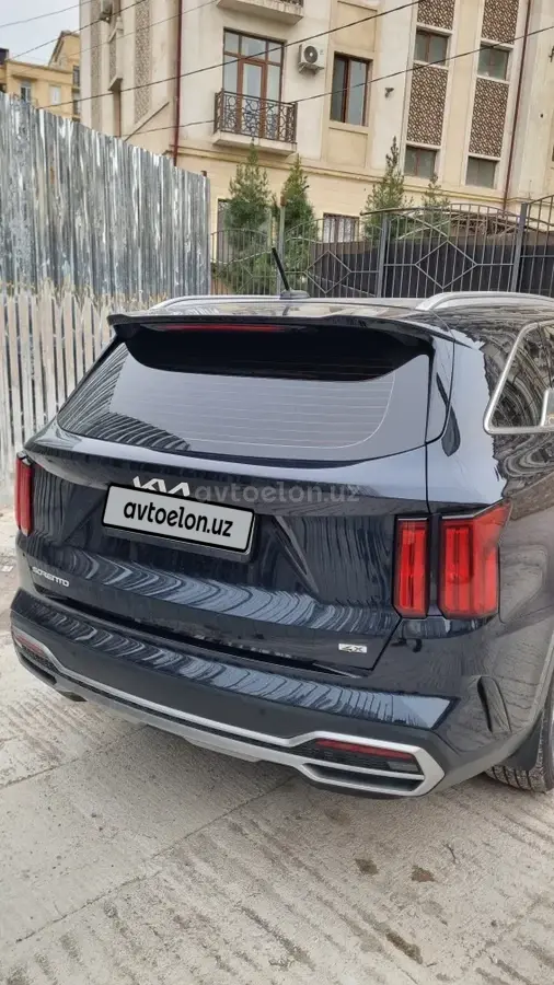 Kia Sorento — 4