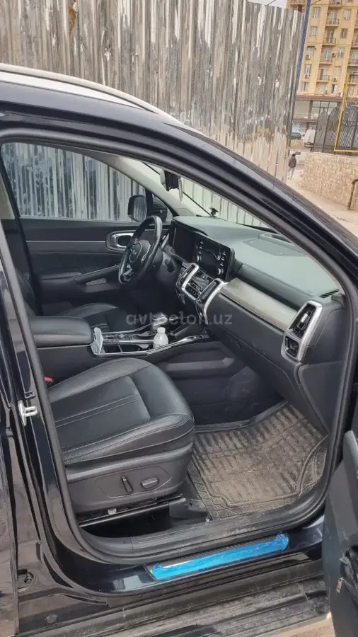 Kia Sorento — 7