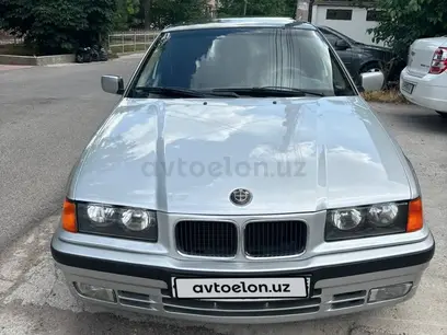 Kumush rang BMW 320i 1993 yil, КПП Mexanika, shahar Toshkent uchun 6 500 у.е. id5122787
