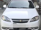 Белый Chevrolet Gentra, 2 позиция 2023 года, КПП Механика, в Самарканд за 12 800 y.e. id5232449, Фото №1