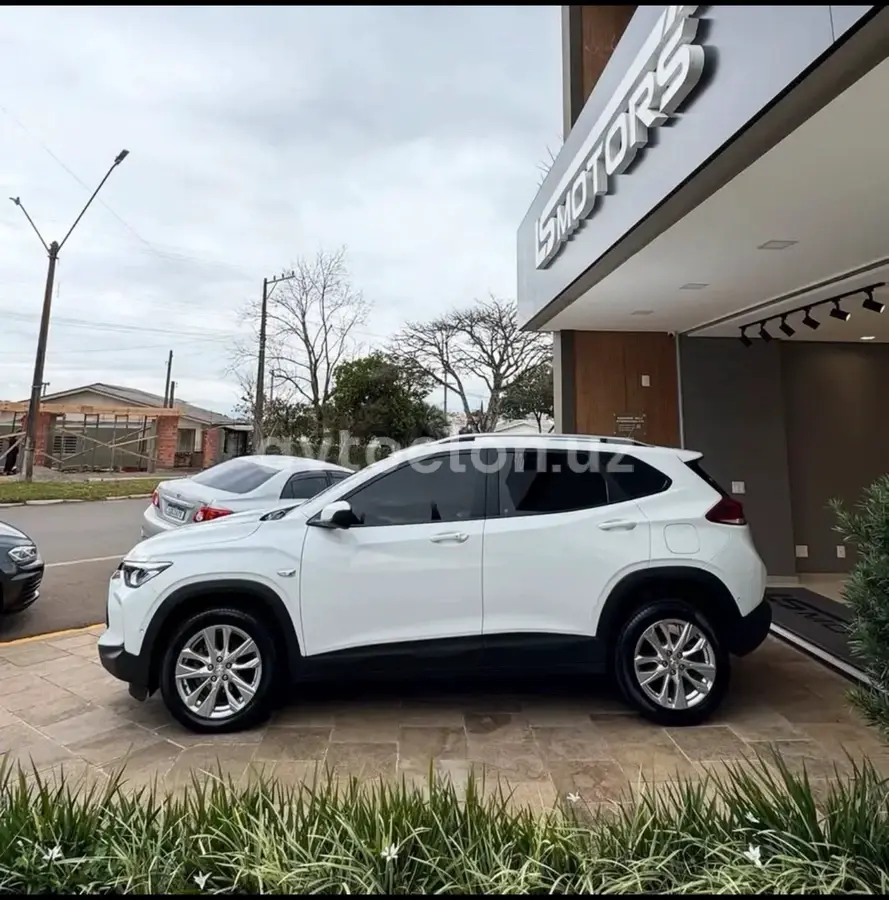 Chevrolet Tracker 2025 — 2