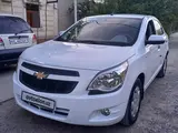 Белый Chevrolet Cobalt, 2 позиция 2021 года, КПП Механика, в Бухара за 10 900 y.e. id5023379, Фото №1