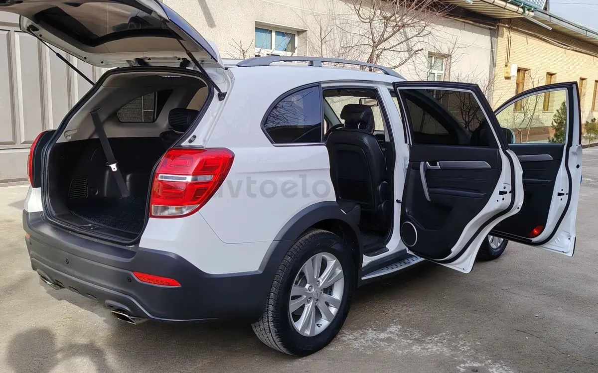 Chevrolet Captiva 2018 — 9