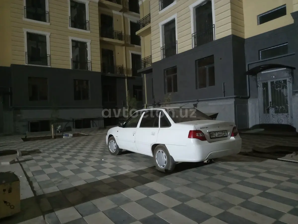 Daewoo Nexia II — 10