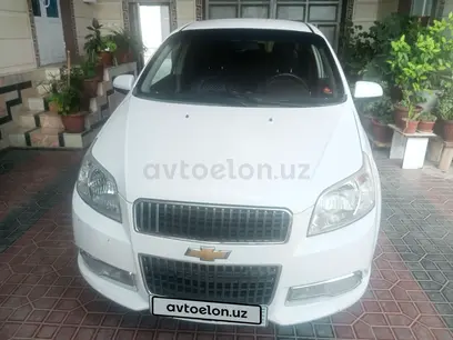 Белый Chevrolet Nexia 3, 2 позиция 2018 года, КПП Механика, в Каттакурганский район за 8 500 y.e. id5178061