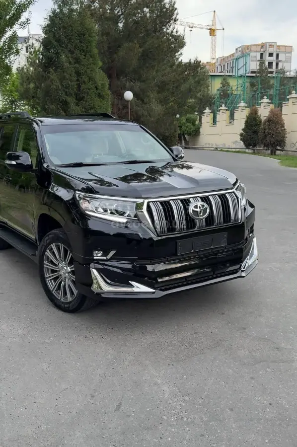 Toyota Land Cruiser Prado — 7