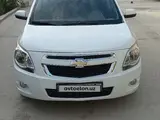 Белый Chevrolet Cobalt, 3 позиция 2014 года, КПП Механика, в Ургенч за ~6 001 y.e. id6530623, Фото №1