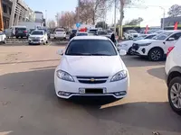 Белый Chevrolet Gentra, 1 позиция Газ-бензин 2019 года, КПП Механика, в Ташкент за 7 600 y.e. id7026579