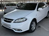 Белый Chevrolet Gentra, 1 позиция Газ-бензин 2020 года, КПП Механика, в Андижан за 9 950 y.e. id6463899, Фото №1