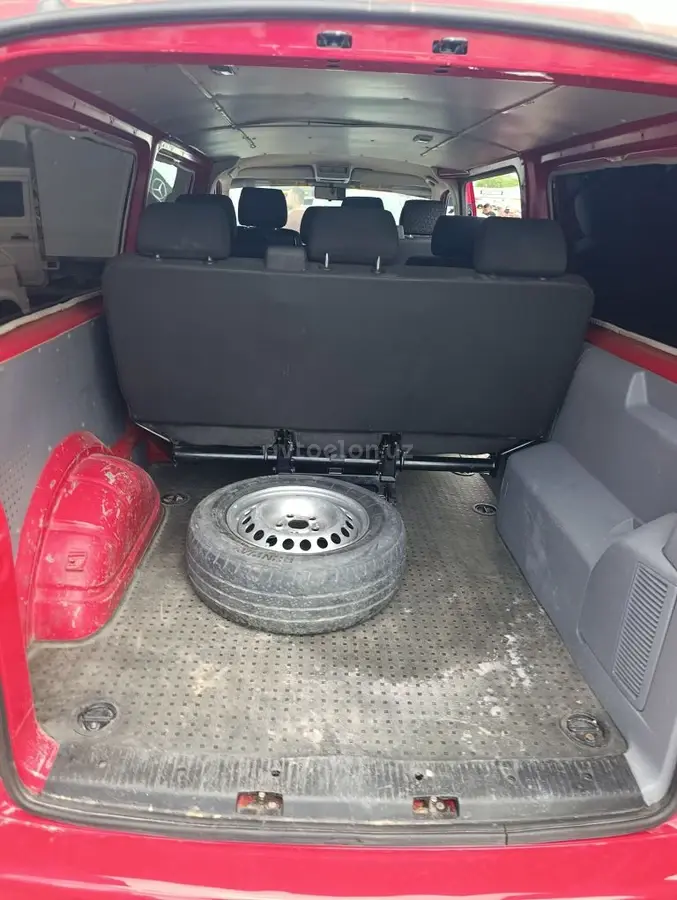 Volkswagen Transporter — 4
