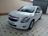 Белый Chevrolet Cobalt, 2 позиция 2013 года, КПП Механика, в Коканд за 8 000 y.e. id5216716, Фото №1