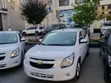 Белый Chevrolet Cobalt, 4 позиция 2023 года, КПП Автомат, в Ургутский район за ~11 206 y.e. id4132348, Фото №1