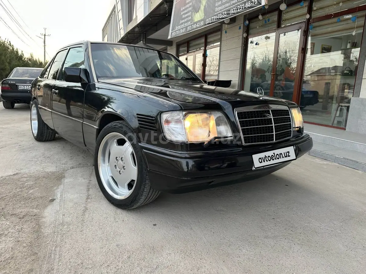 Mercedes-Benz E 320 — 10