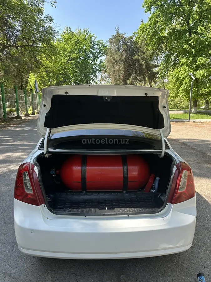 Chevrolet Gentra 2015 — 4