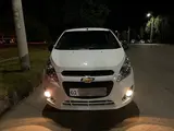 Белый Chevrolet Spark, 2 евро позиция 2019 года, КПП Автомат, в Ташкент за 8 600 y.e. id5209731, Фото №1