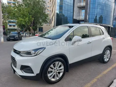 Белый Chevrolet Tracker Premier 2019 года, КПП Автомат, в Ташкент за 14 450 y.e. id4995139