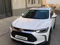 Chevrolet Tracker, 3 позиция 2024 года, в Наманган за 19 100 y.e. id6665354