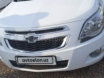 Белый Chevrolet Cobalt, 1 позиция 2014 года, КПП Механика, в Ташкент за 9 500 y.e. id4925164