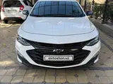 Chevrolet Malibu 2 2023 года, в Наманган за 28 000 y.e. id6757570, Фото №1