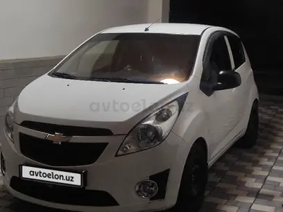Белый Chevrolet Spark, 2 позиция 2015 года, КПП Механика, в Ташкент за 6 000 y.e. id5208490