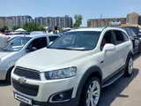 Молочный цвет Chevrolet Captiva, 3 позиция 2012 года, КПП Автомат, в Ташкент за 12 000 y.e. id5214956, Фото №1
