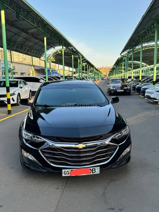 Chevrolet Malibu 2 2021
