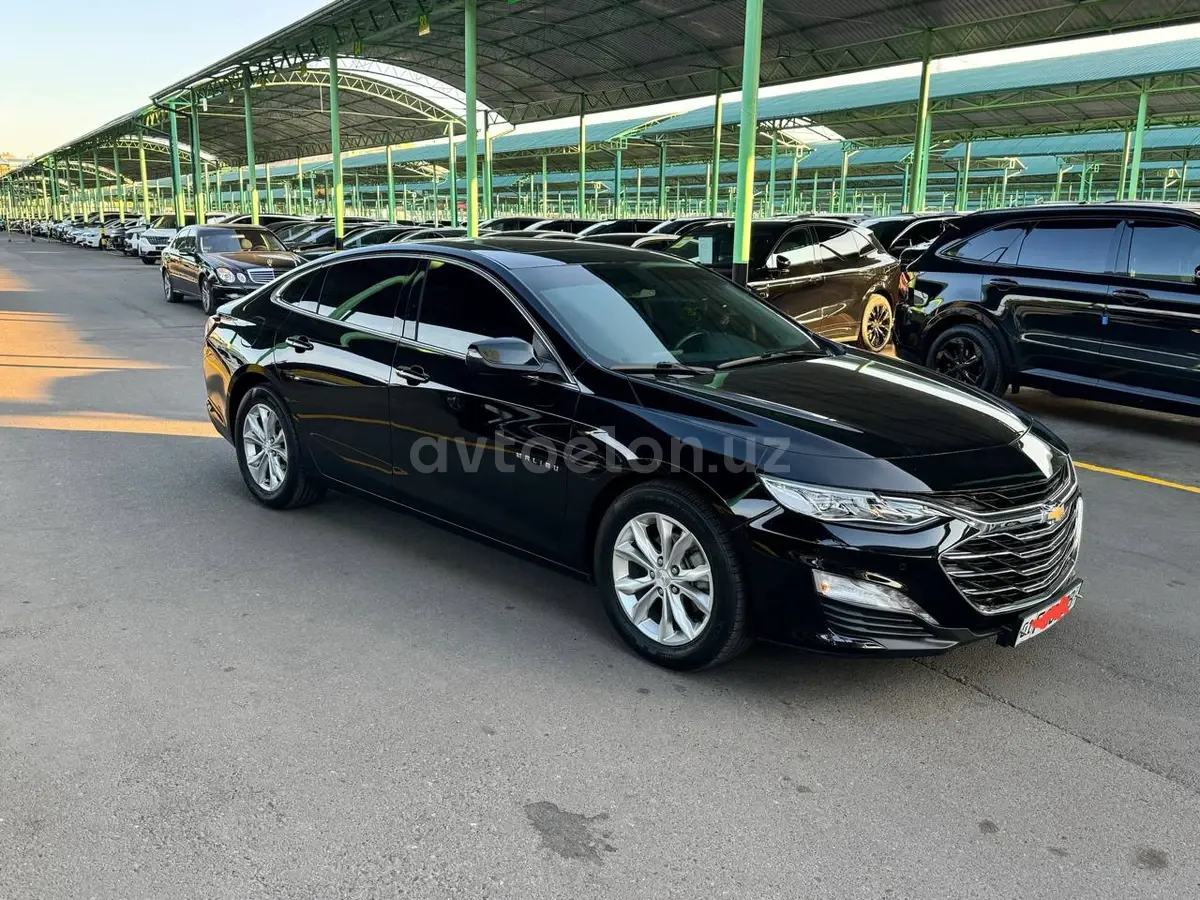 Chevrolet Malibu 2 2021 — 2