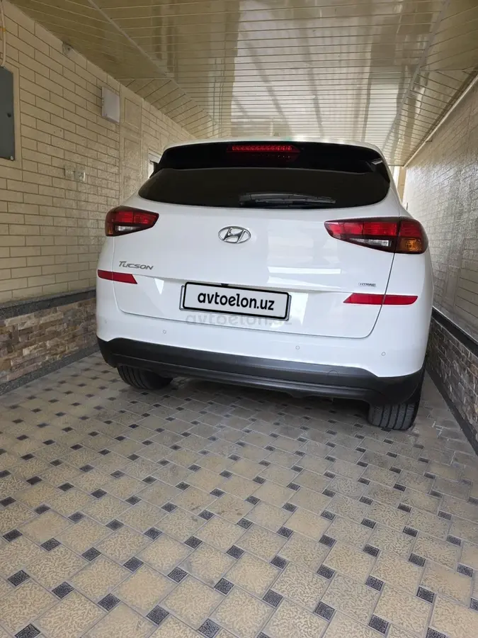 Hyundai Tucson — 3