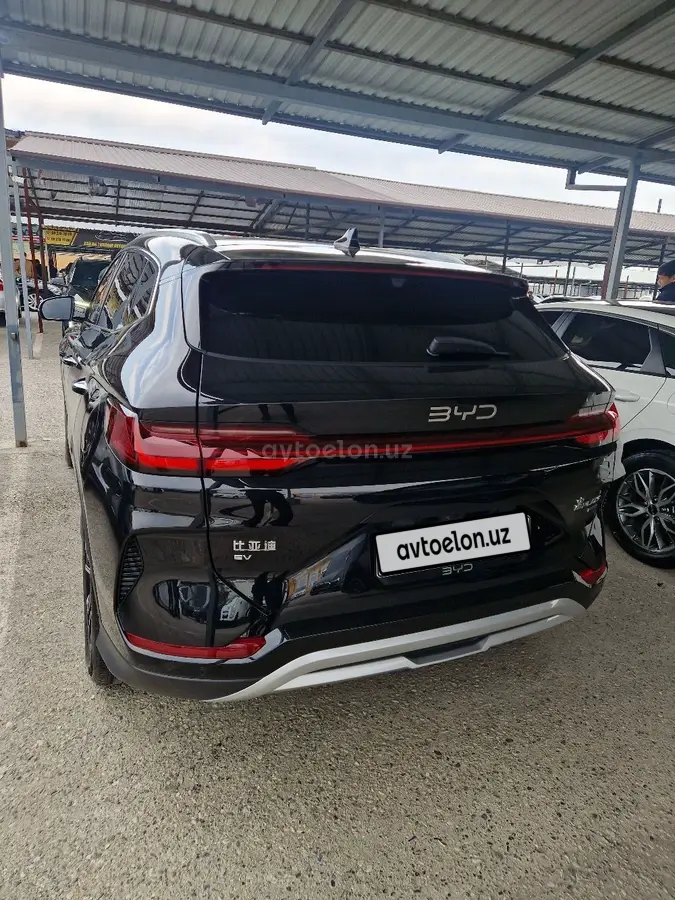 BYD Song Plus DM-i Champion — 6