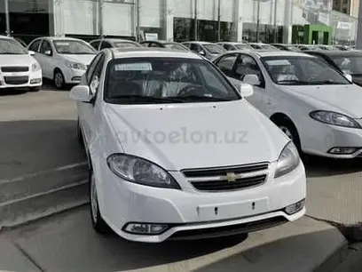 Белый Chevrolet Gentra, 1 позиция 2024 года, КПП Механика, в Андижан за ~11 348 y.e. id3554822