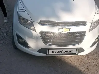 Белый Chevrolet Spark, 4 позиция 2012 года, КПП Механика, в Ташкент за 6 000 y.e. id5119893