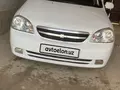 Белый Chevrolet Lacetti, 2 позиция 2011 года, КПП Механика, в Шахрисабз за 7 000 y.e. id6492593