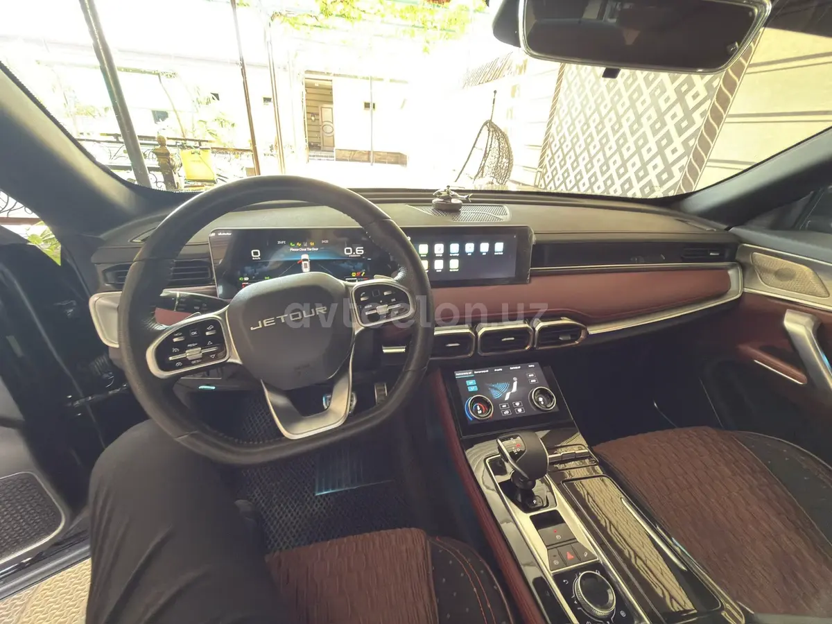 Jetour X70 Plus — 7