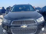 Черный Chevrolet Captiva, 2 позиция 2011 года, КПП Механика, в Денау за 11 000 y.e. id6746602, Фото №1
