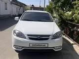 Белый Chevrolet Gentra, 3 позиция 2021 года, КПП Автомат, в Ташкент за 13 300 y.e. id5020505, Фото №1