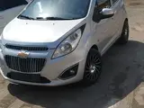 Серебристый Chevrolet Spark, 2 позиция 2011 года, КПП Автомат, в Наманган за 5 700 y.e. id5209346, Фото №1