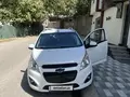 Oq Chevrolet Spark, 4 pozitsiya EVRO 2022 yil, КПП Avtomat, shahar Toshkent uchun 9 700 у.е. id6565114
