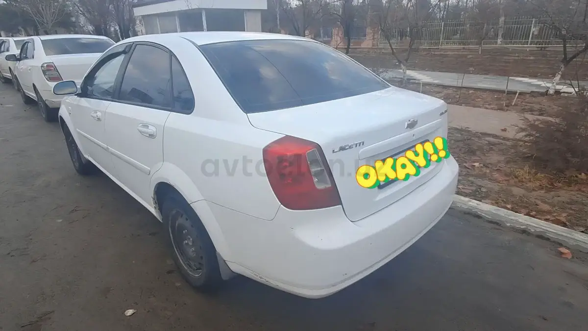 Chevrolet Lacetti 2010 — 2