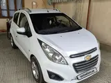 Oq Chevrolet Spark, 4 pozitsiya 2011 yil, КПП Avtomat, shahar Samarqand uchun 6 000 у.е. id6727521, Fotosurat №1