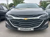 Qora Chevrolet Malibu 2 2020 yil, КПП Avtomat, shahar Navoiy uchun ~6 472 у.е. id5030050