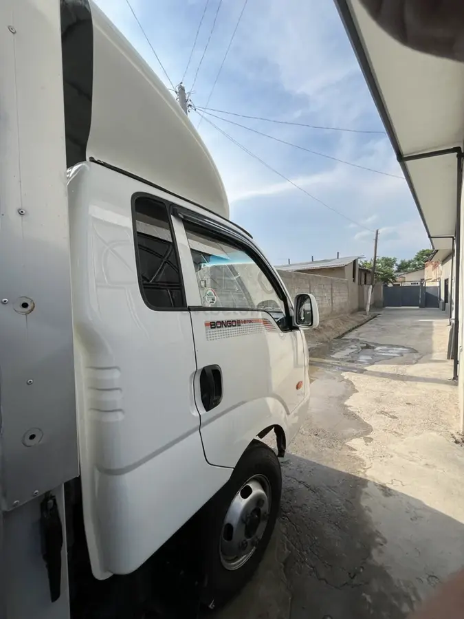 Kia Bongo — 7
