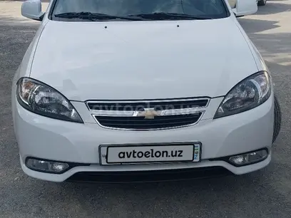 Белый Chevrolet Gentra, 2 позиция 2022 года, КПП Механика, в Фергана за 12 300 y.e. id5208782