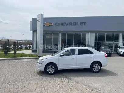 Белый Chevrolet Cobalt, 4 позиция 2024 года, КПП Автомат, в Самарканд за 13 800 y.e. id4922157