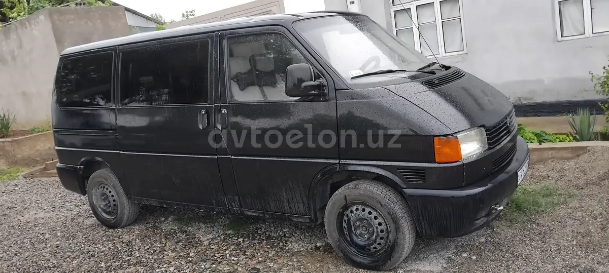 Volkswagen Transporter — 2
